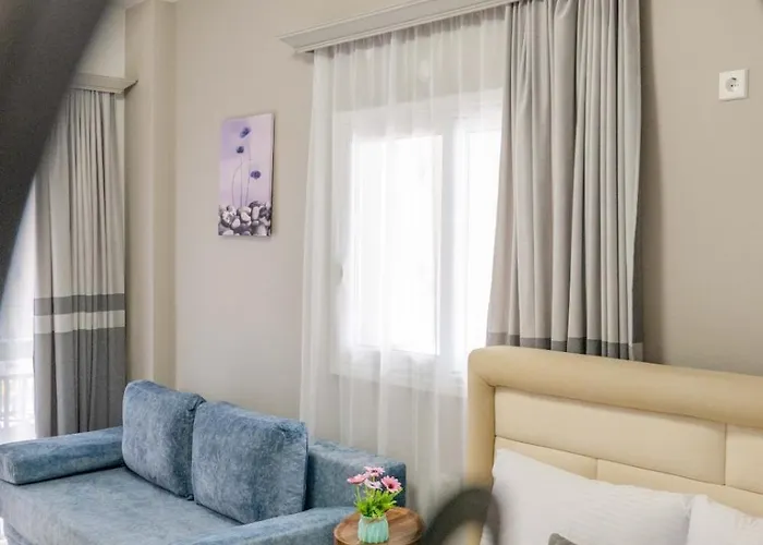 Apartahotel Del Mar Ksamil