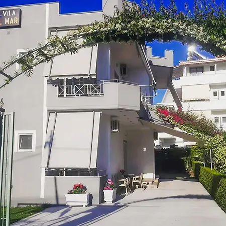 Apartahotel Del Mar Ksamil